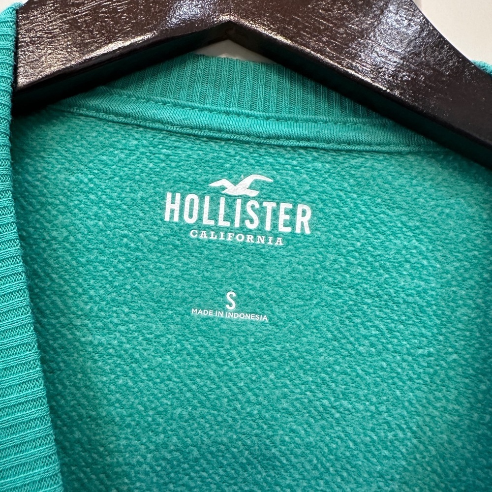 Caribbean Teal Crewneck Sweatshirt - Women - Picture 5 of 5